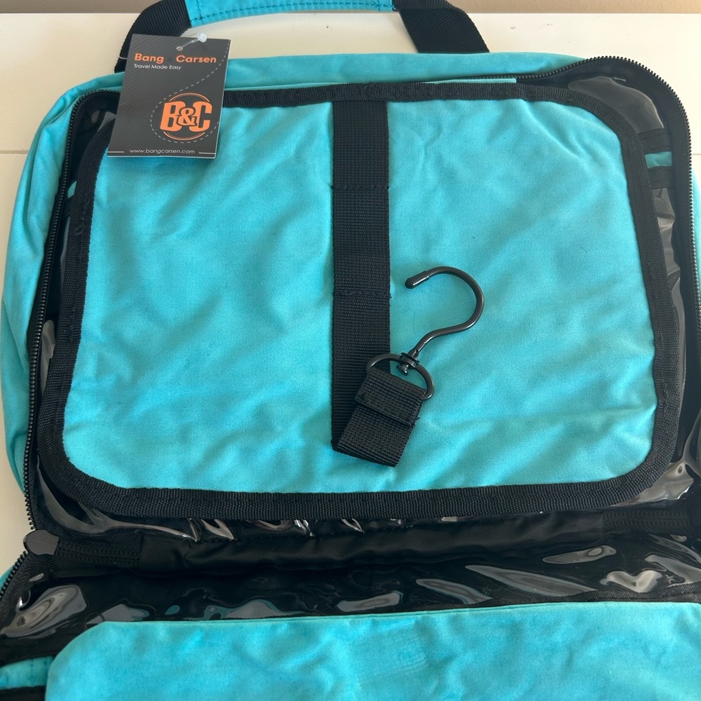 NWT Bang & Carsen Large Travel Bag with Hook Turquoise 12"L x 4"W x 9"H - Picture 7 of 11